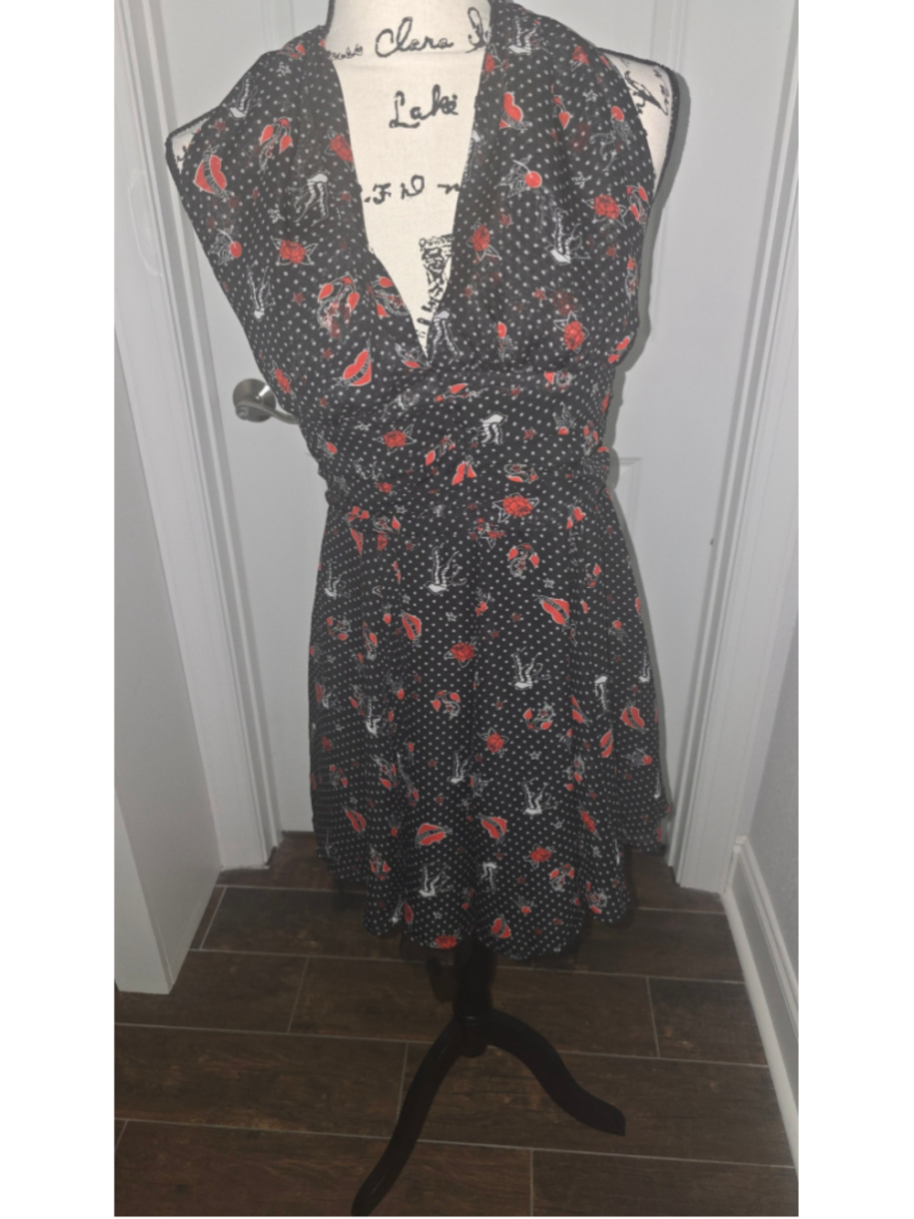 Hell Bunny Anchor and Heart Halter Dress with Ruffled Bottom Size L EUC